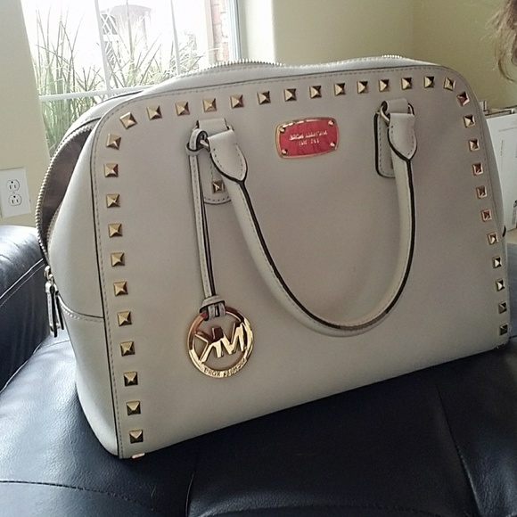 Michael Kors Handbags - ☇FLASH SALE ☇Michael Kors Handbag